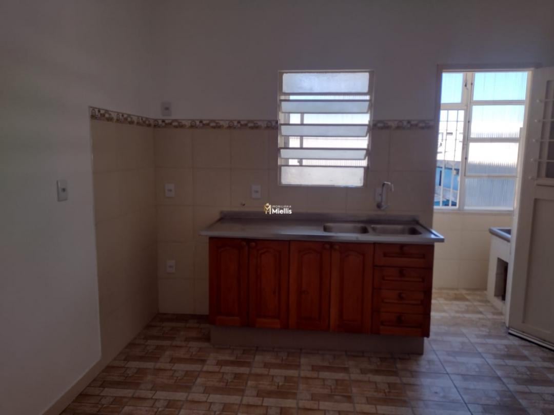 Apartamento à venda com 2 quartos, 70m² - Foto 7