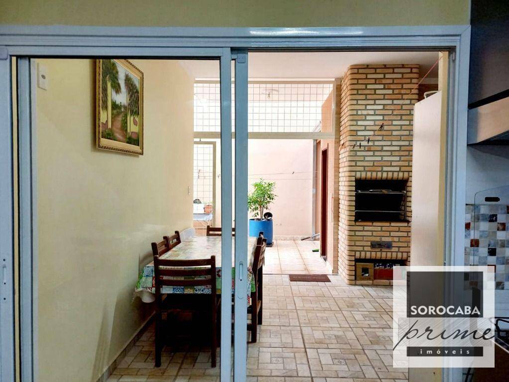 Casa à venda com 3 quartos, 186m² - Foto 4