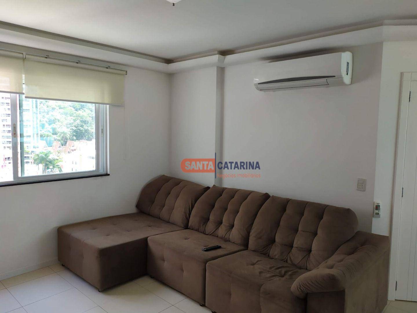 Apartamento à venda com 3 quartos, 127m² - Foto 3