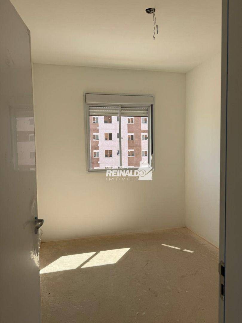 Apartamento à venda com 2 quartos, 61m² - Foto 12