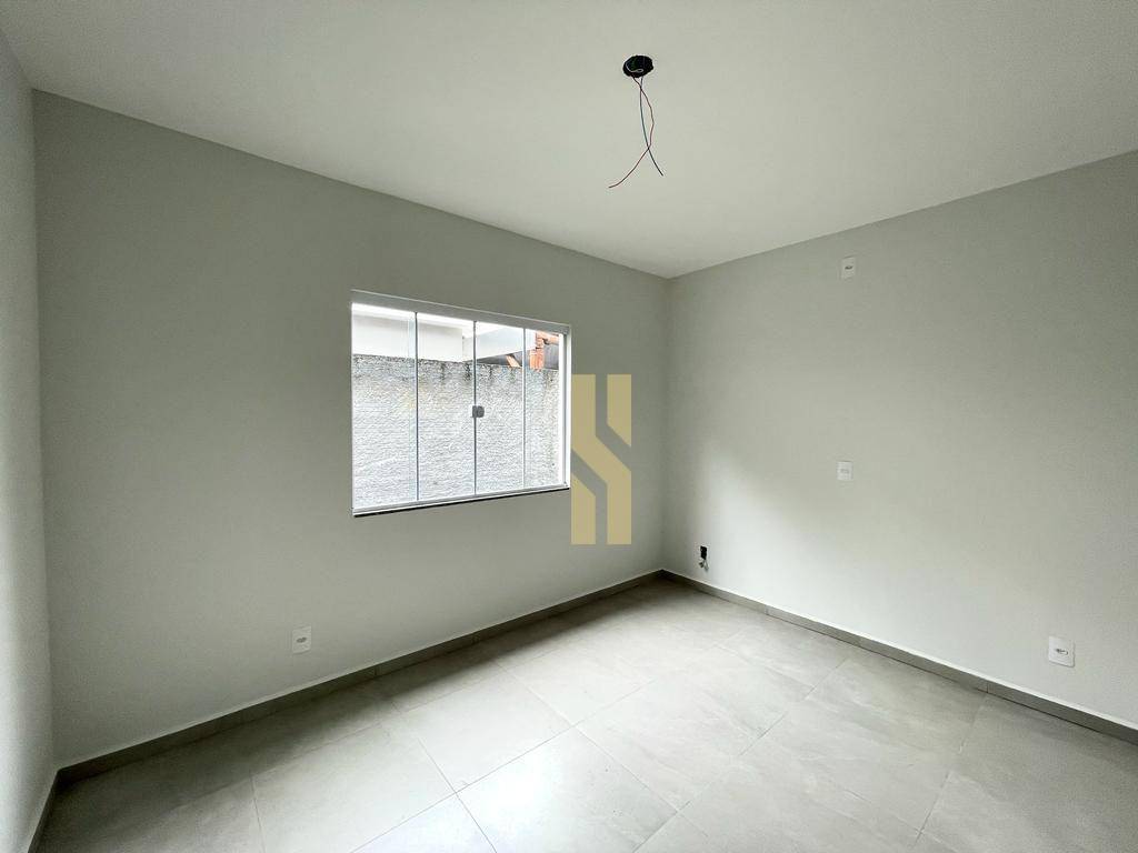 Casa à venda com 3 quartos, 81m² - Foto 24