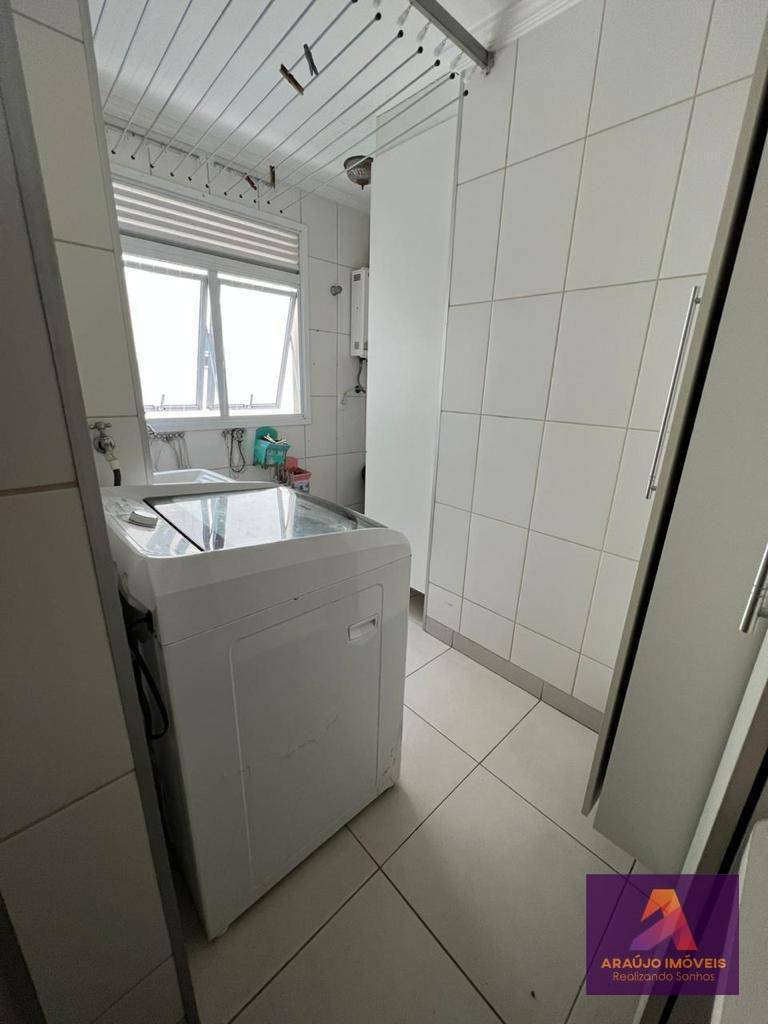 Apartamento à venda com 3 quartos, 107m² - Foto 12