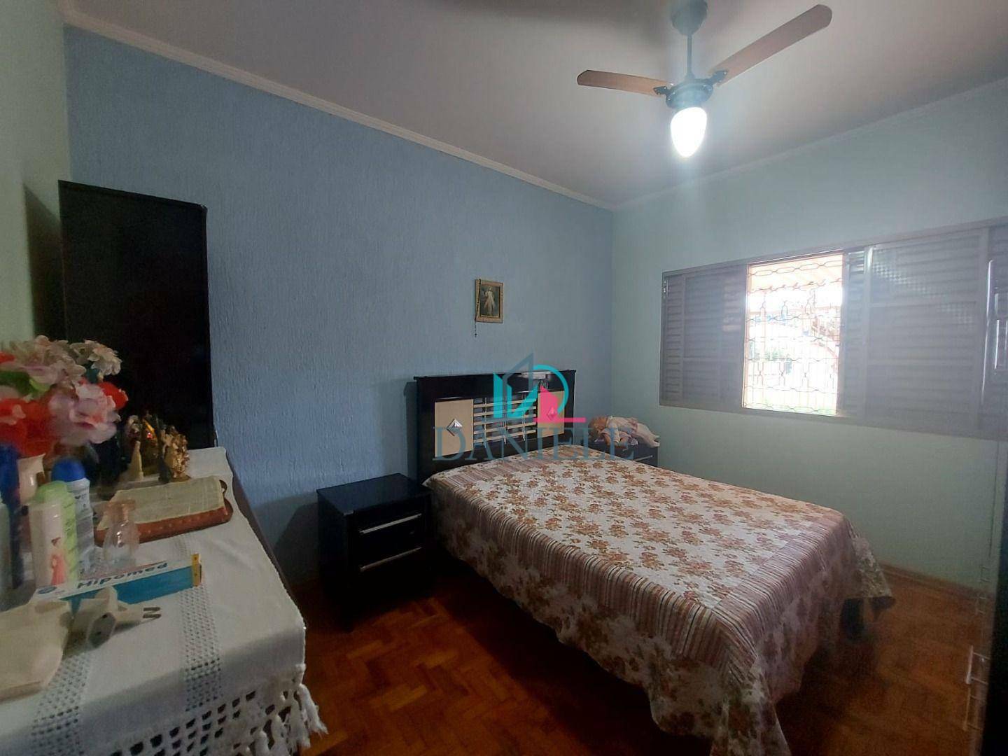 Casa à venda com 3 quartos, 173m² - Foto 9