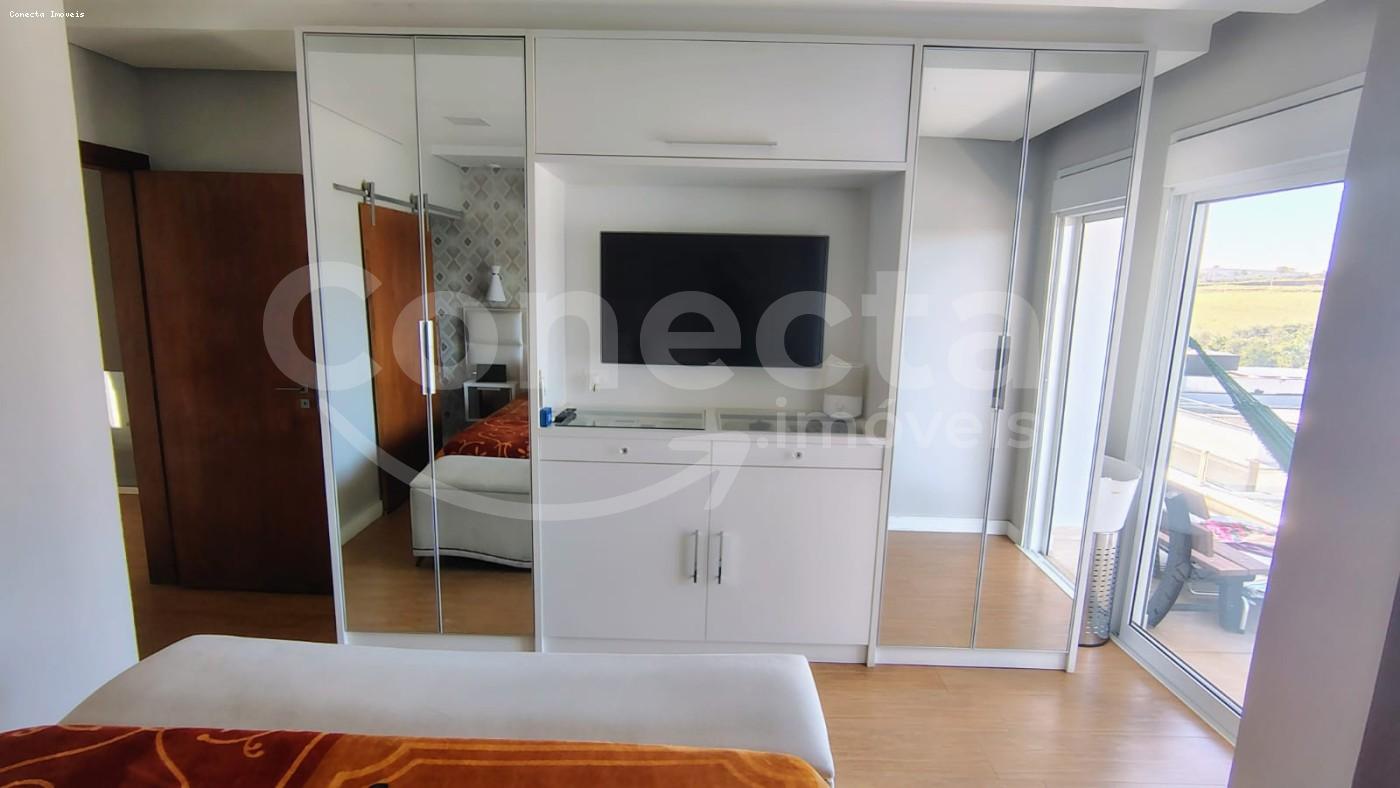 Casa de Condomínio à venda com 3 quartos, 235m² - Foto 40