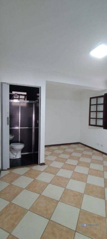 Casa para alugar com 2 quartos, 102m² - Foto 23