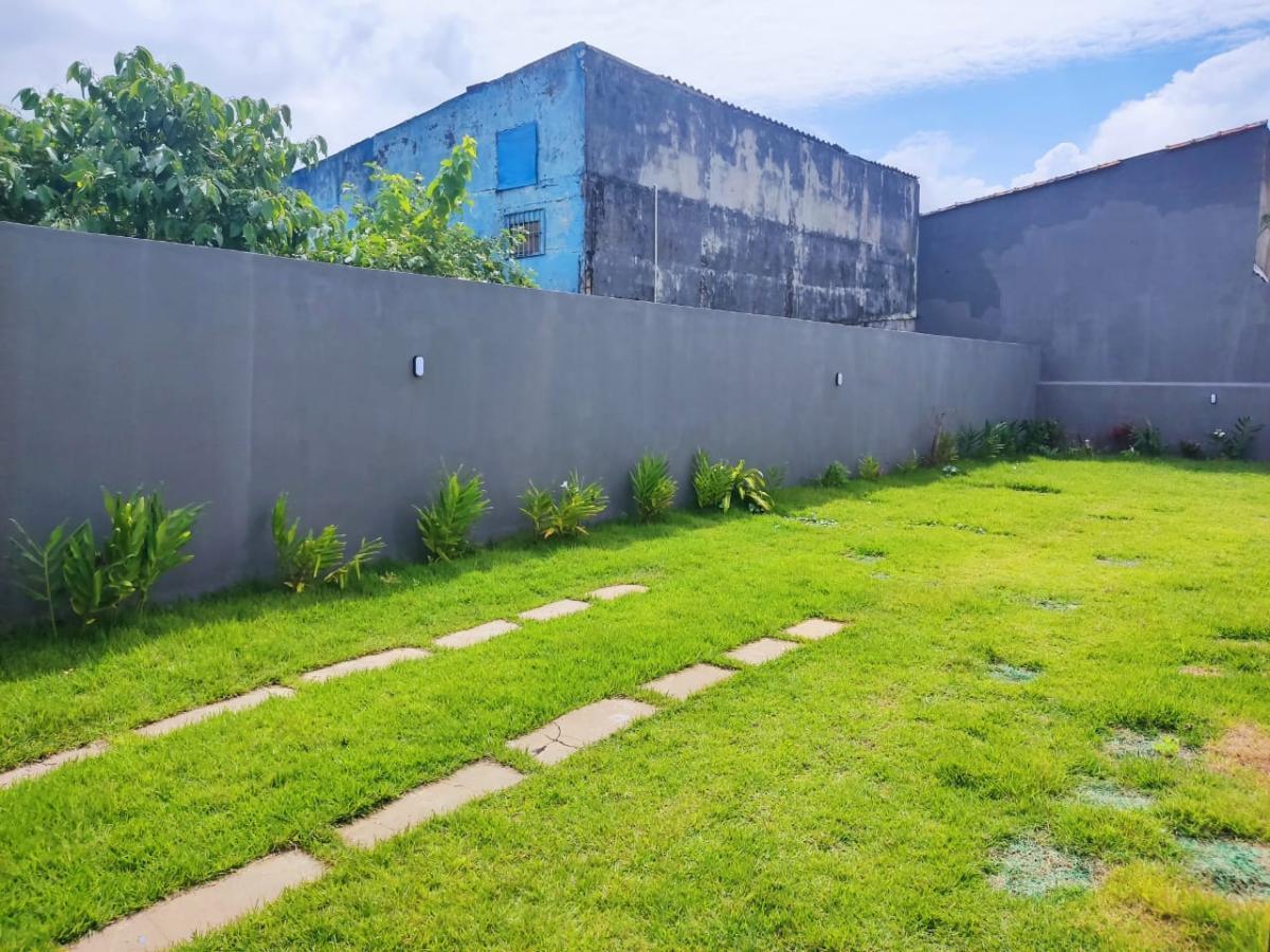 Casa à venda com 2 quartos, 300m² - Foto 23