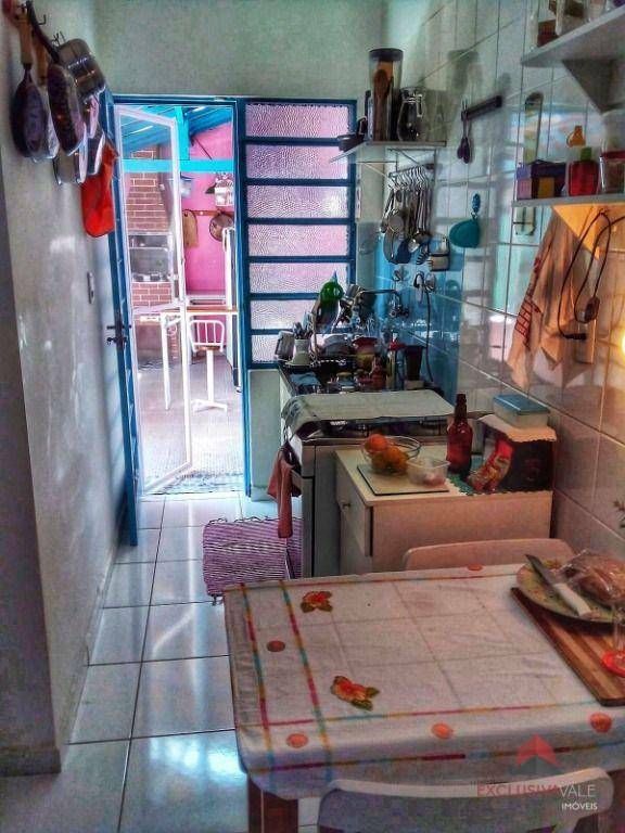 Casa de Condomínio à venda com 3 quartos, 131m² - Foto 10