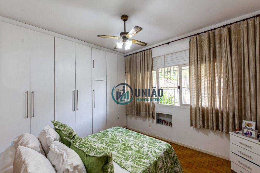 Casa à venda com 5 quartos, 400m² - Foto 10