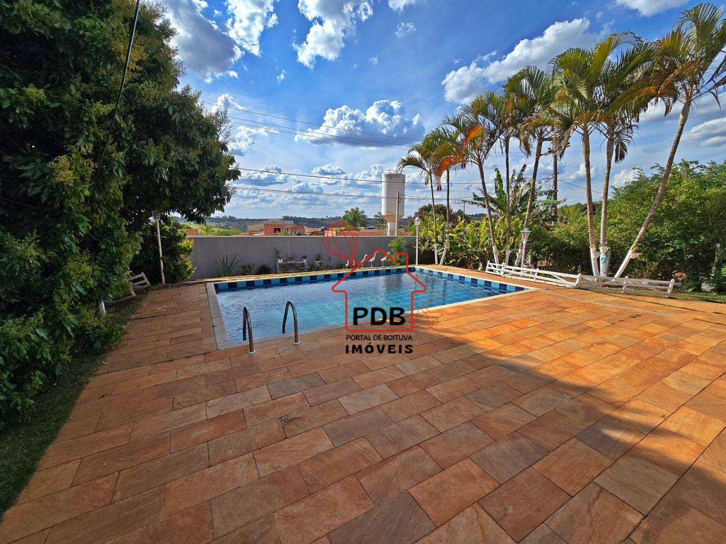 Chácara, 3 quartos, 1020 m² - Foto 2