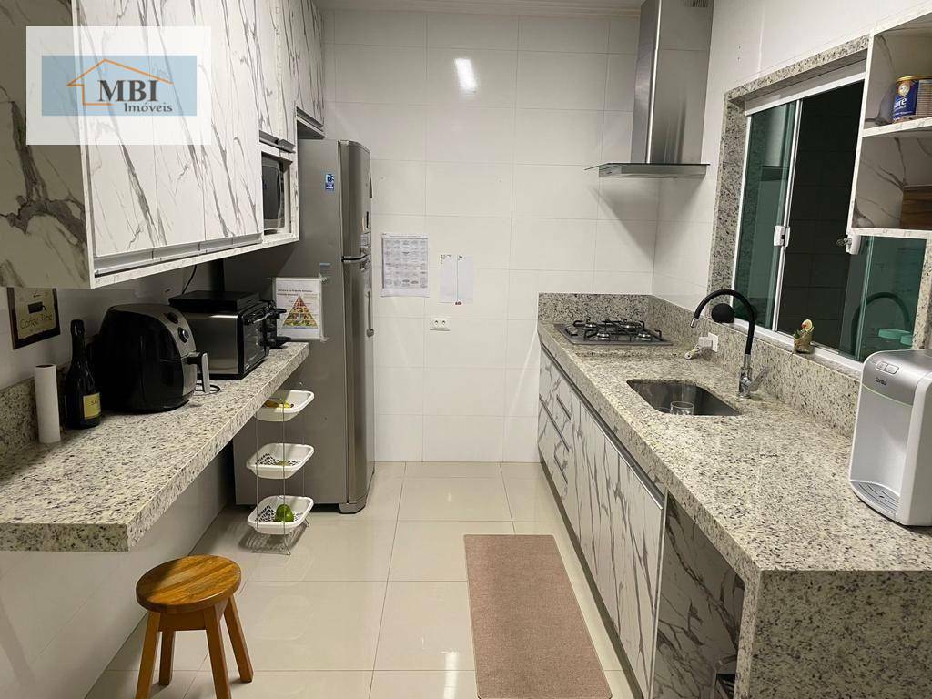 Sobrado à venda com 3 quartos, 200m² - Foto 31