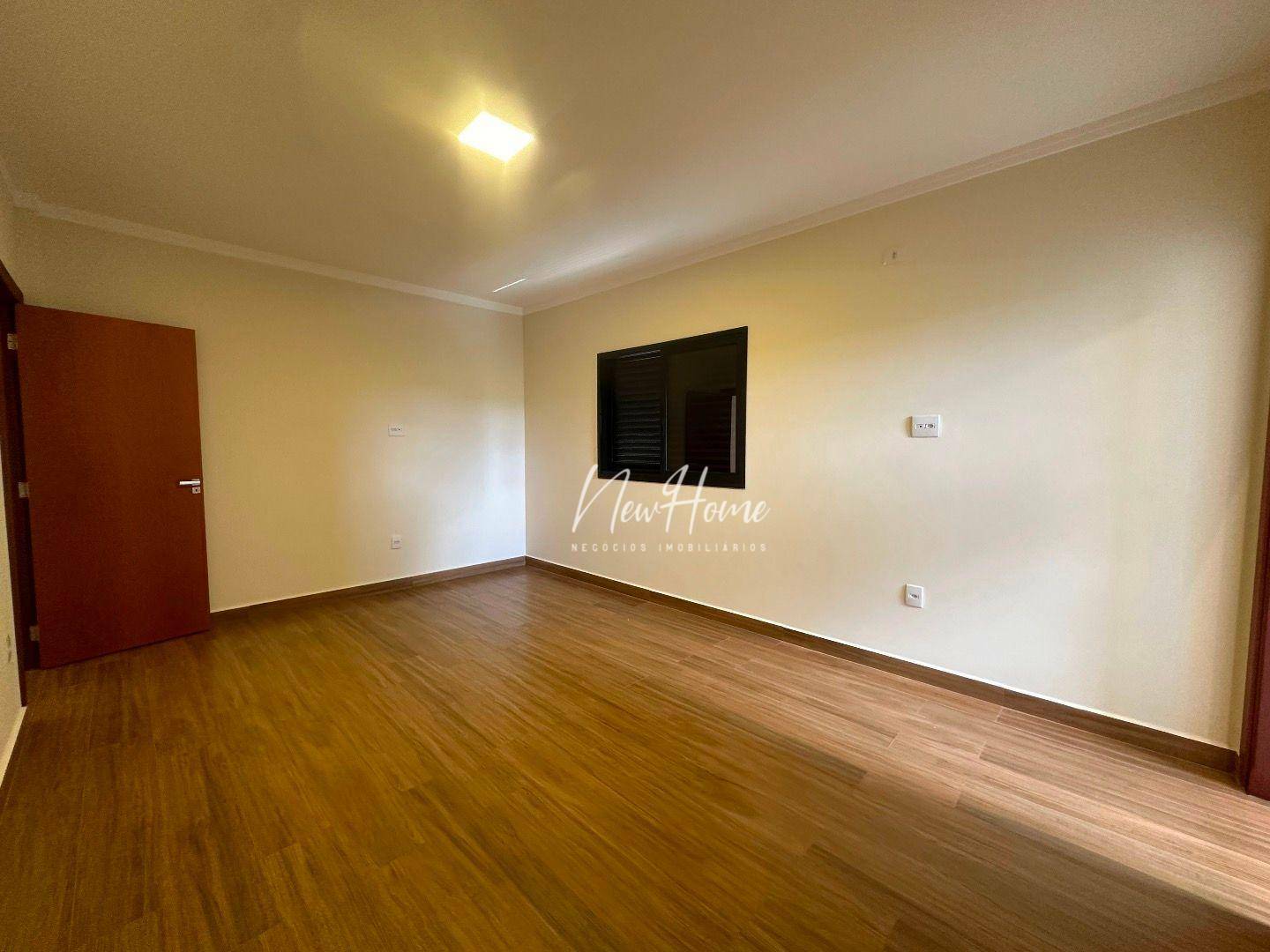 Casa de Condomínio à venda com 4 quartos, 298m² - Foto 13