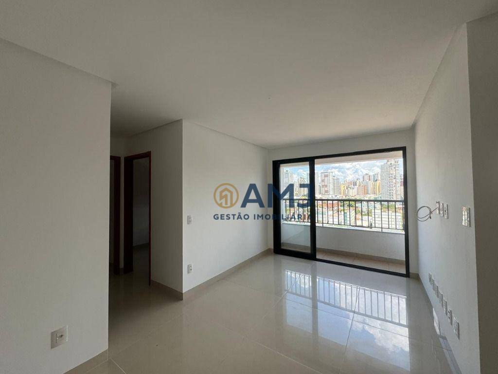 Apartamento à venda com 2 quartos, 66m² - Foto 1