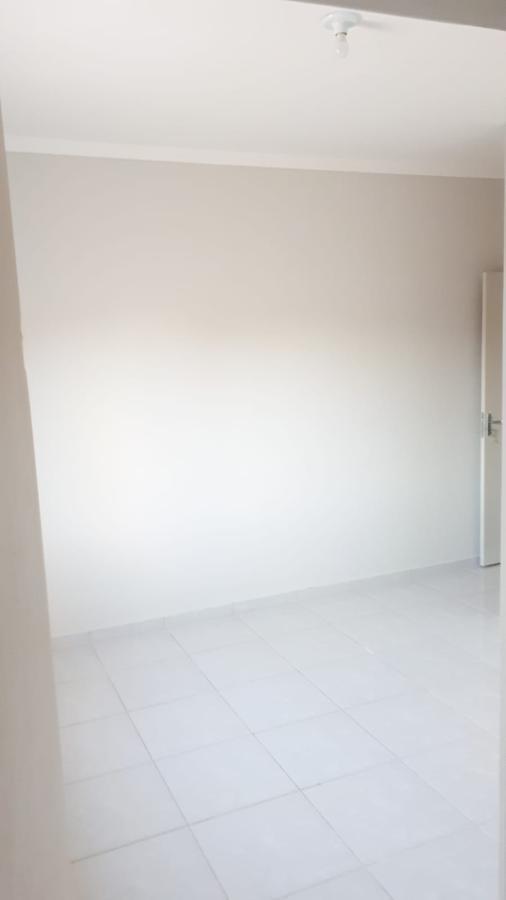 Casa à venda com 2 quartos, 170m² - Foto 9