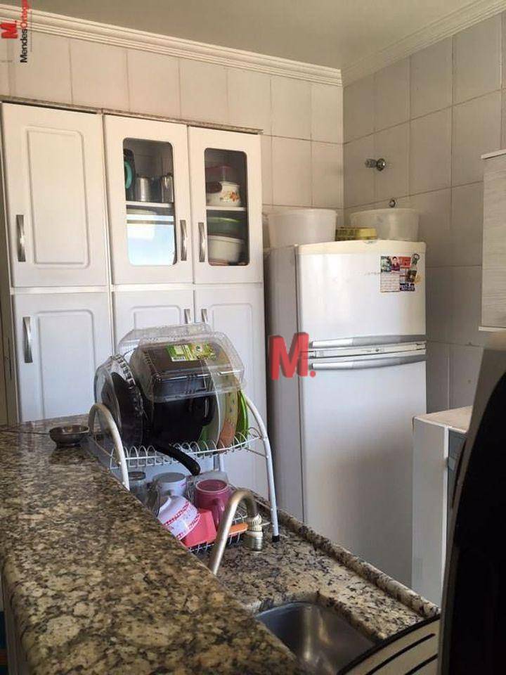 Apartamento à venda com 3 quartos, 121m² - Foto 12