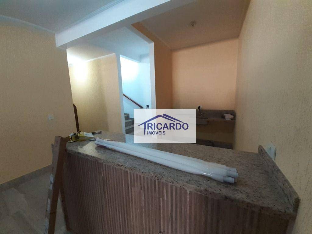 Sobrado à venda com 3 quartos, 300m² - Foto 14