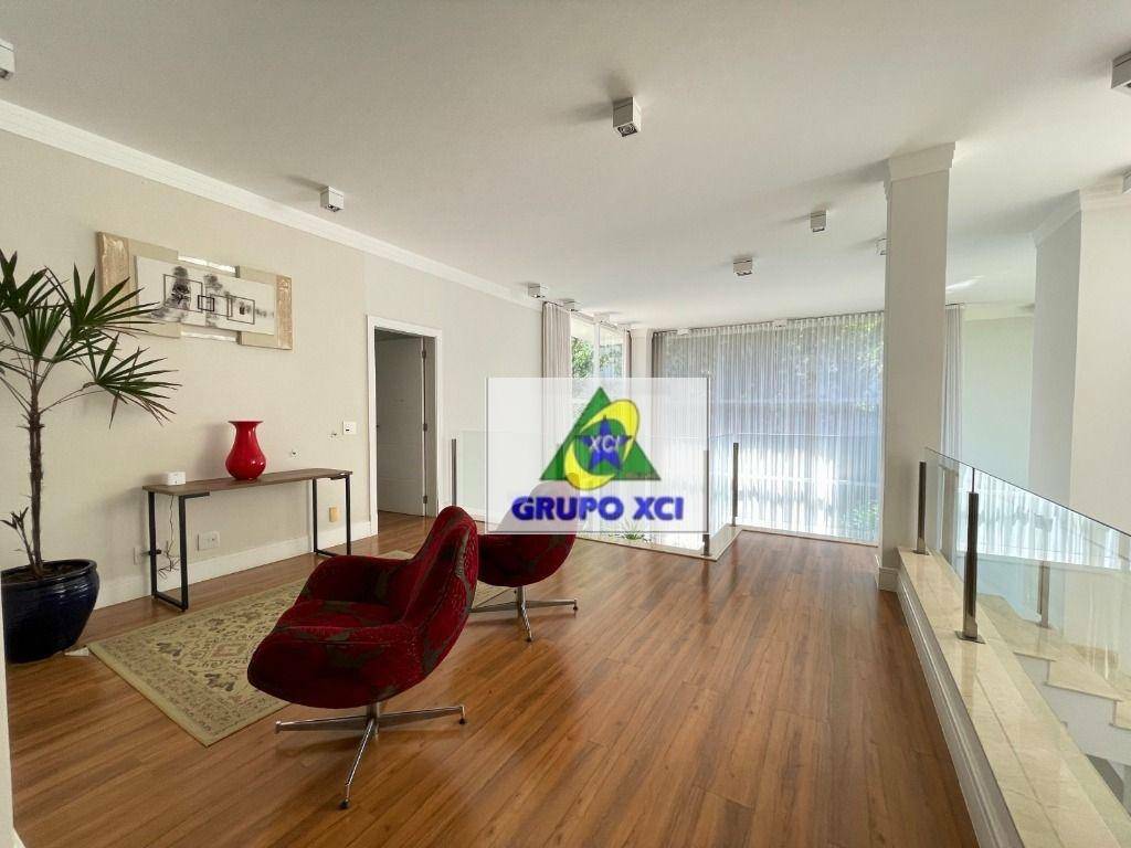 Casa para alugar com 4 quartos, 650m² - Foto 30