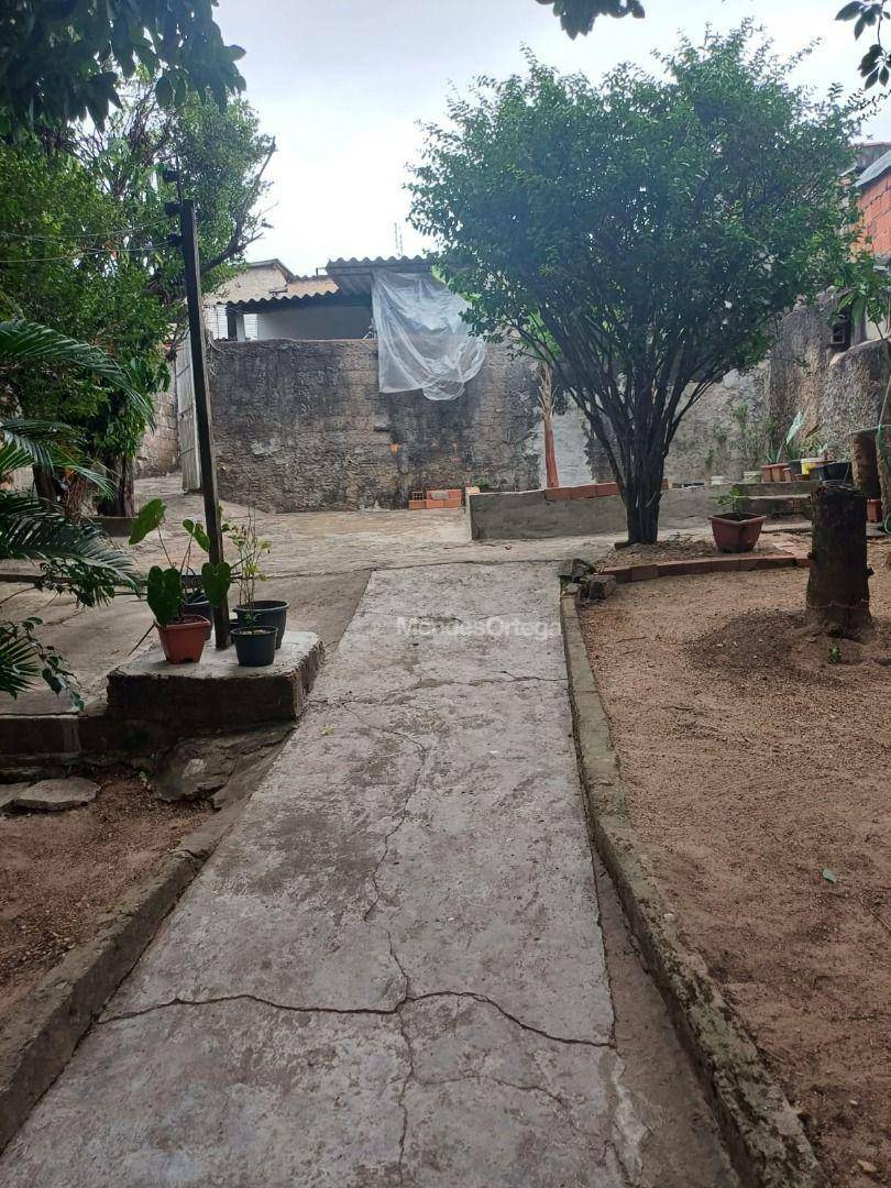 Casa à venda com 5 quartos, 280m² - Foto 27