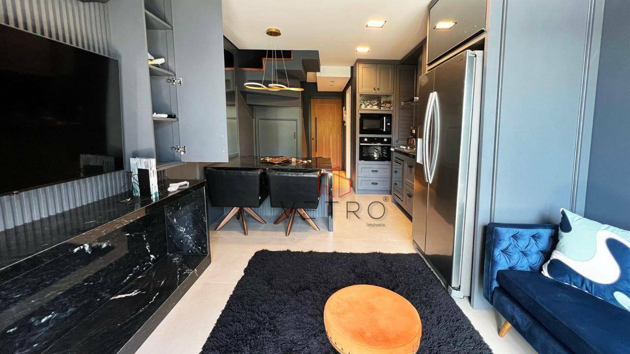 Apartamento à venda com 2 quartos, 71m² - Foto 2