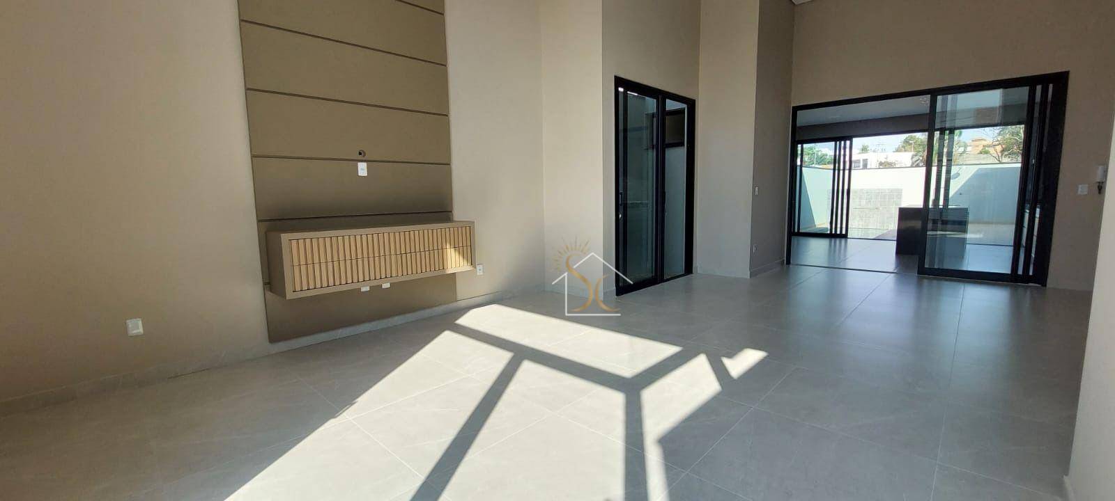 Casa para alugar com 3 quartos, 236m² - Foto 11