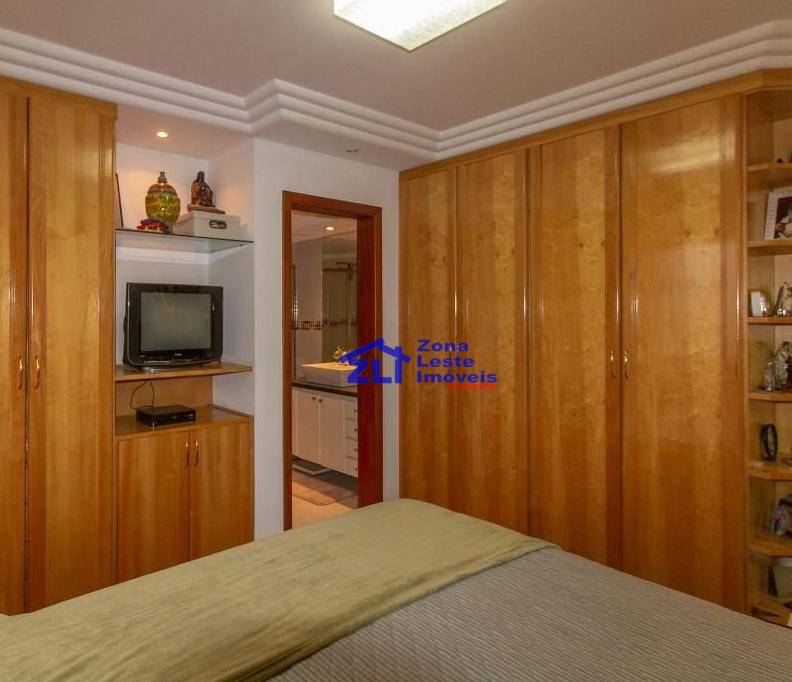 Apartamento à venda com 4 quartos, 177m² - Foto 17