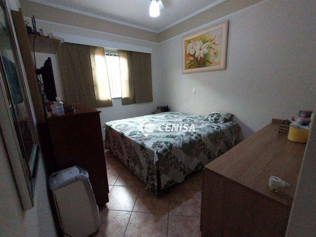 Casa à venda com 3 quartos, 198m² - Foto 19