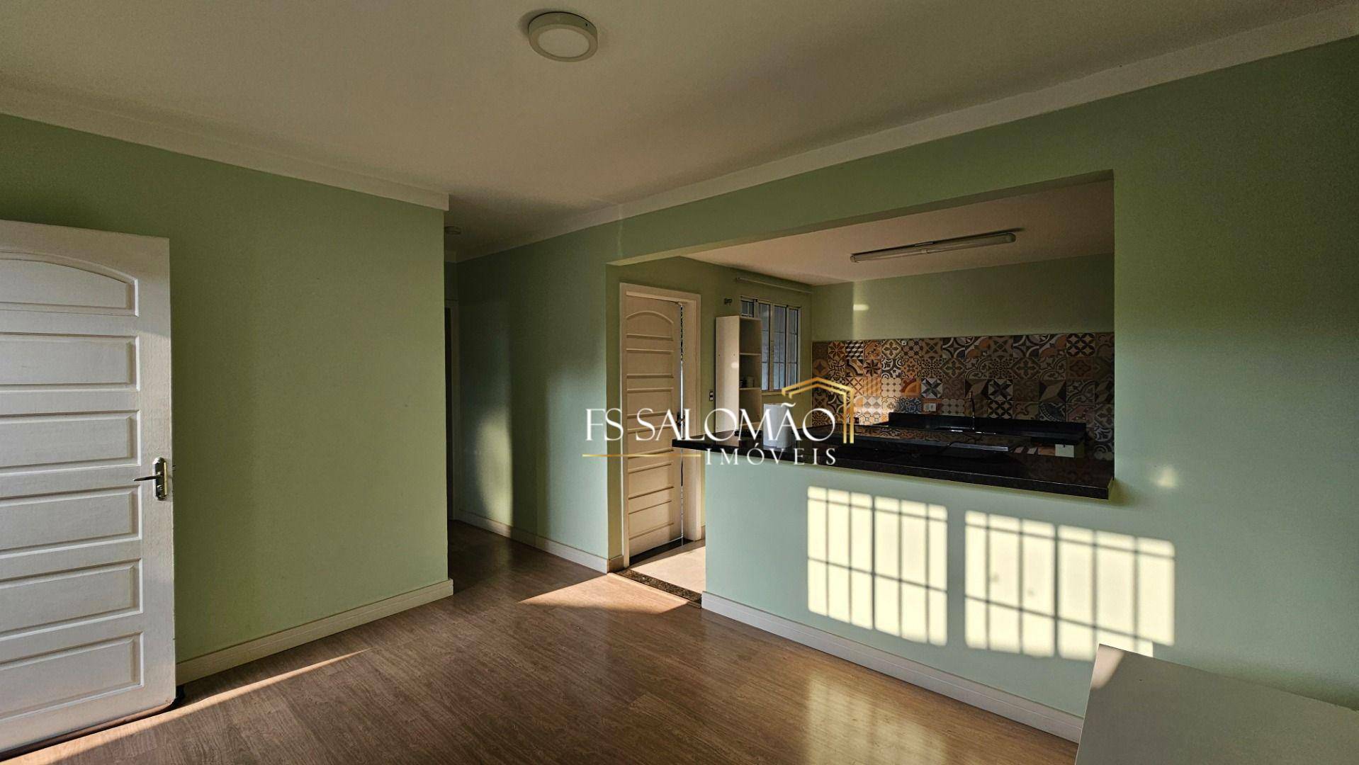 Casa para alugar com 3 quartos, 240m² - Foto 6
