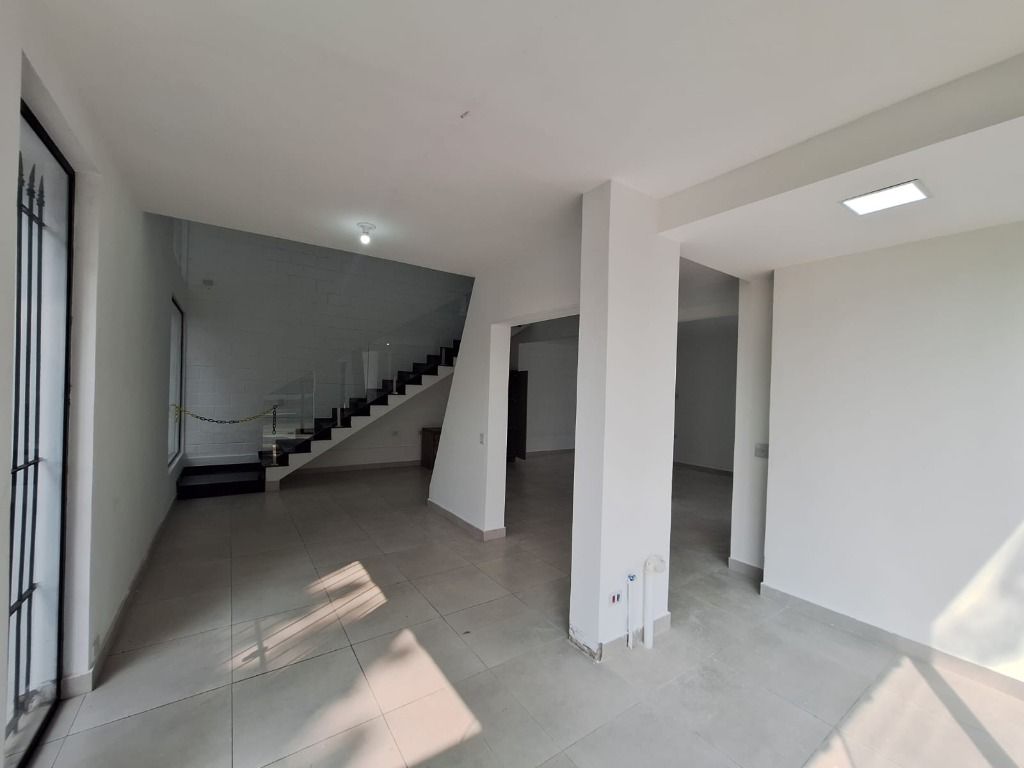 Loja-Salão para alugar, 266m² - Foto 2