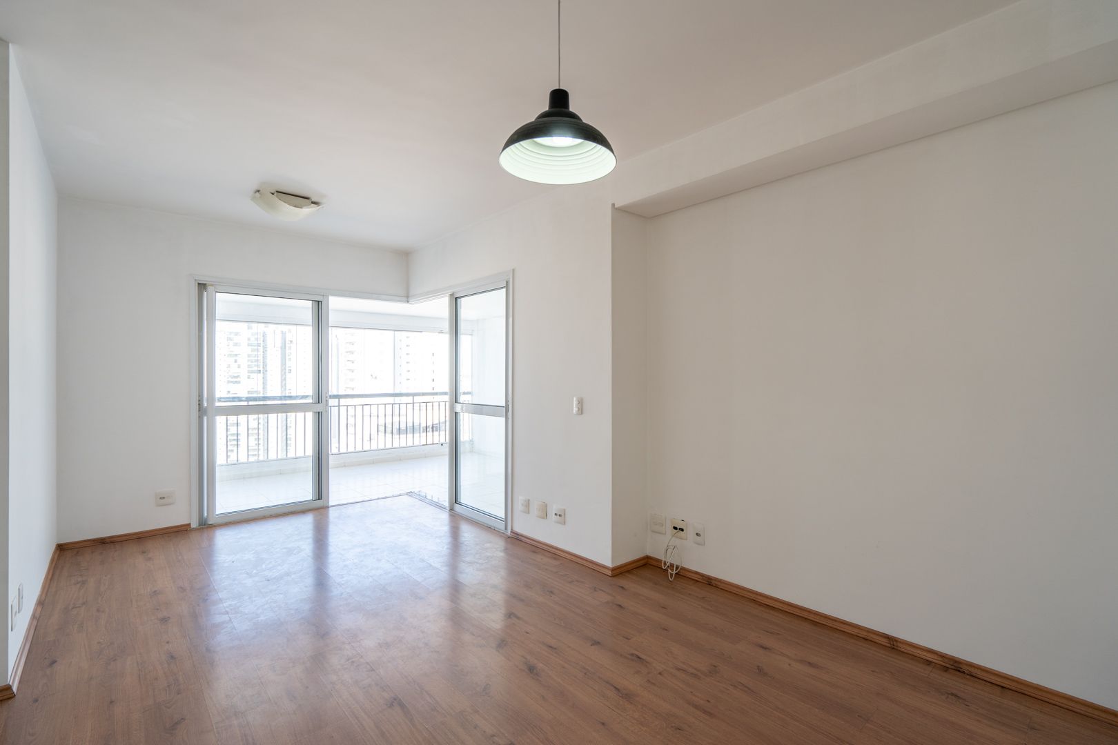 Apartamento à venda com 3 quartos, 97m² - Foto 4