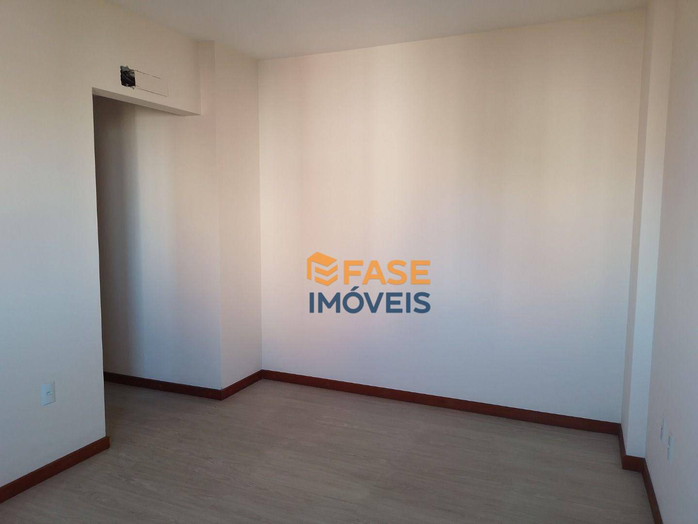 Apartamento à venda com 3 quartos, 121m² - Foto 10