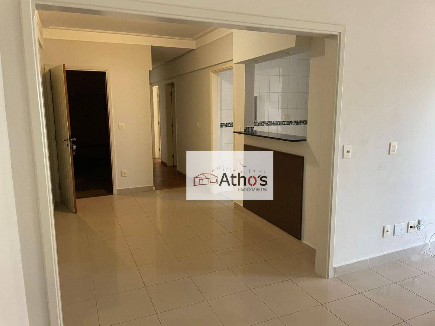 Apartamento à venda com 2 quartos, 78m² - Foto 2