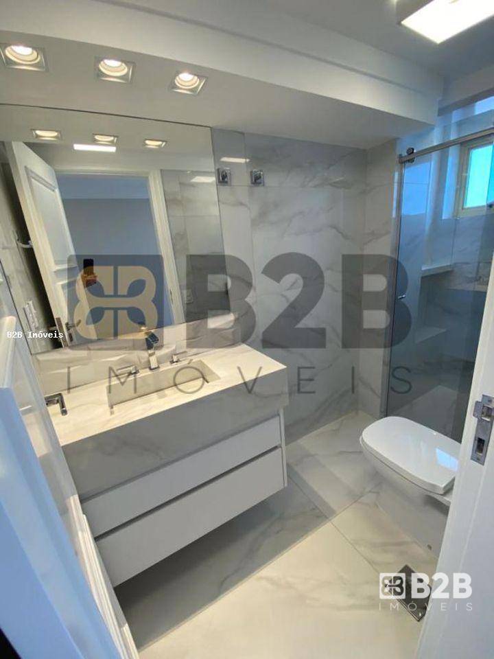 Apartamento à venda com 3 quartos, 207m² - Foto 25