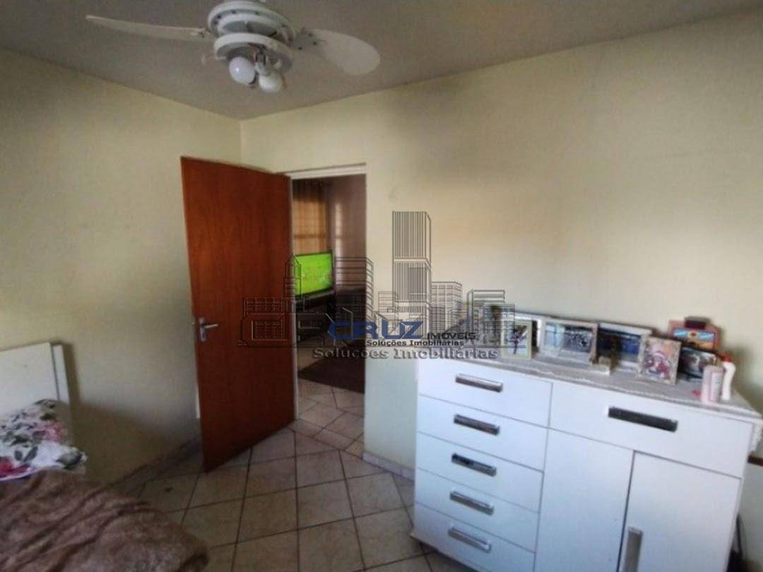 Casa à venda com 4 quartos, 162m² - Foto 13