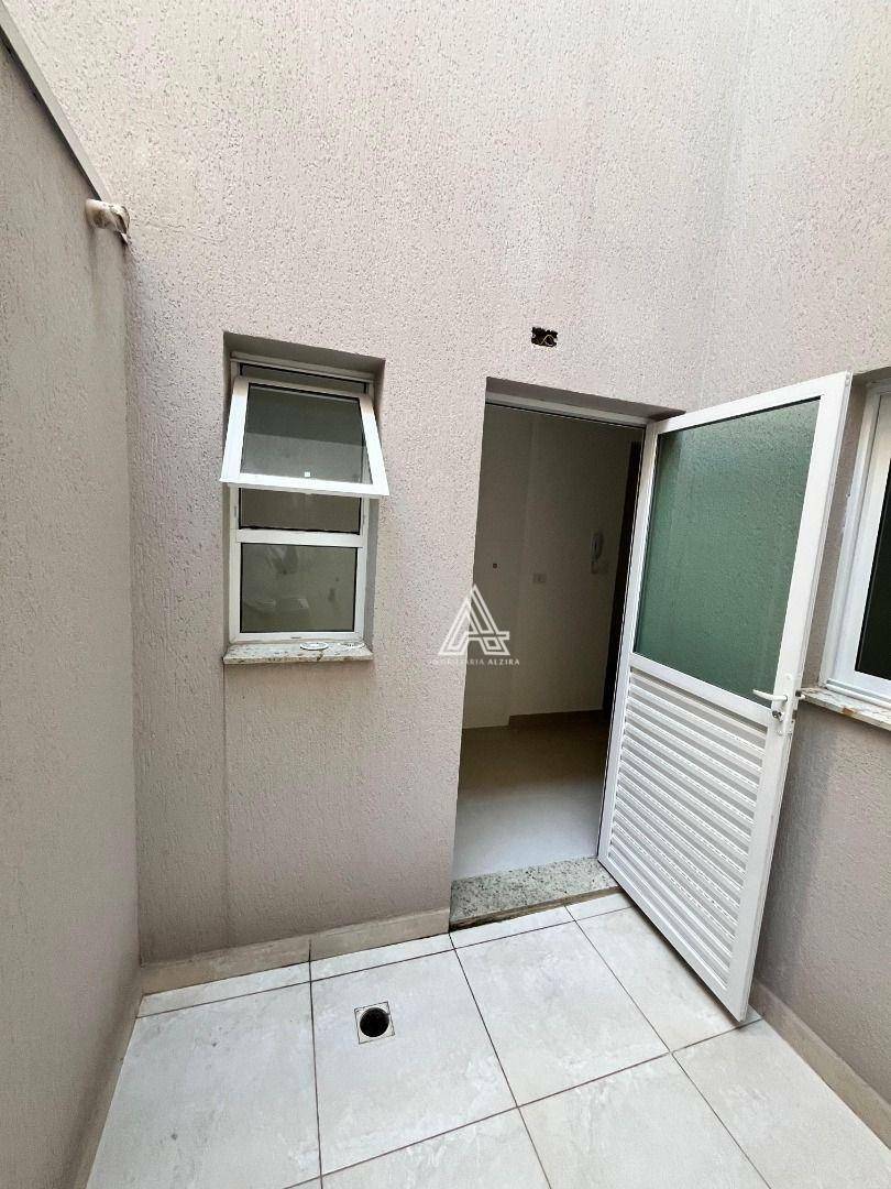 Apartamento à venda com 2 quartos, 42m² - Foto 23