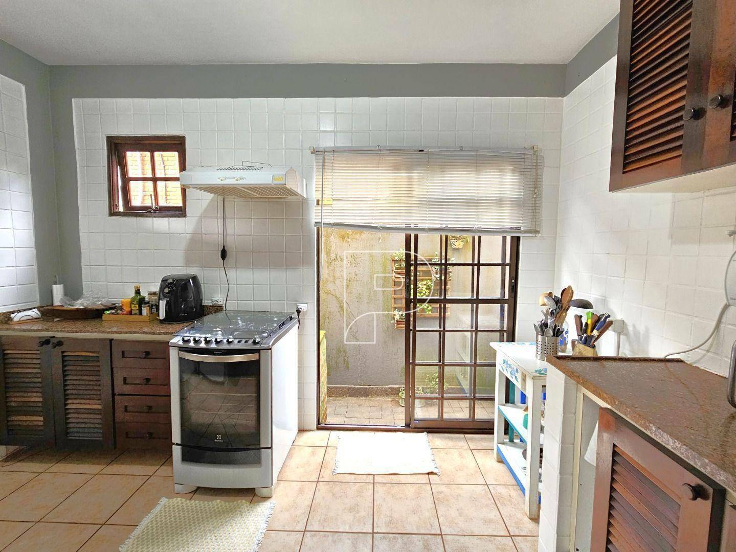 Casa de Condomínio à venda com 3 quartos, 261m² - Foto 15