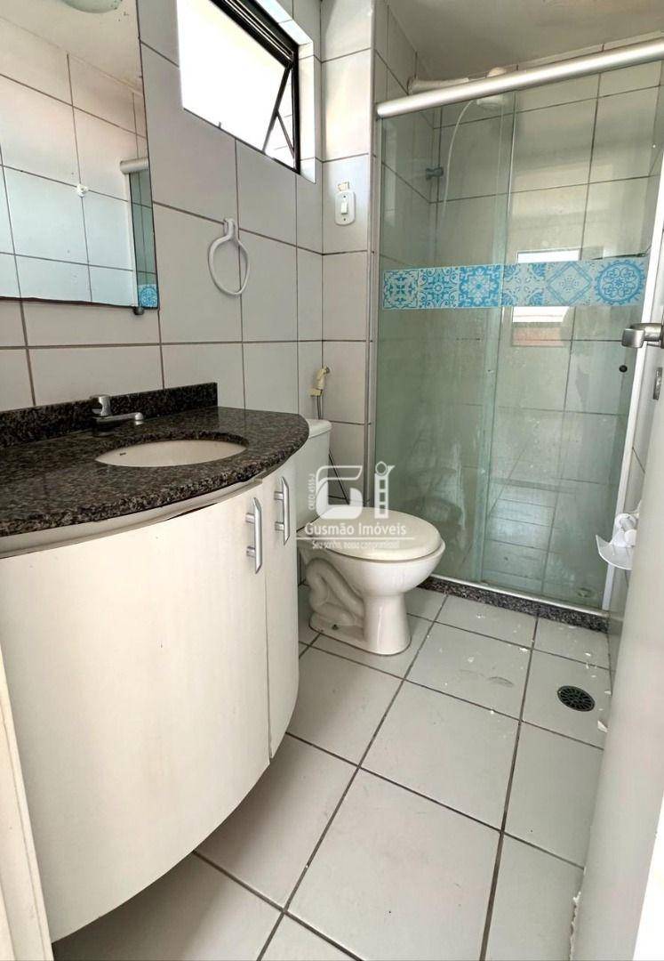 Apartamento para alugar com 2 quartos, 55m² - Foto 8