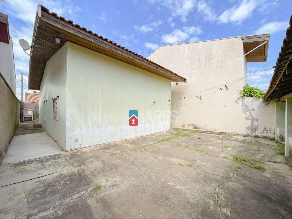 Casa à venda com 2 quartos, 156m² - Foto 8