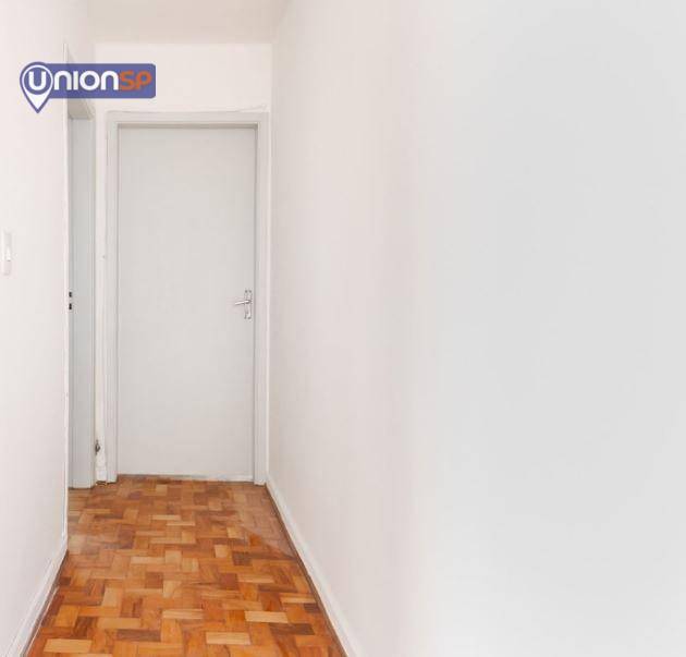 Apartamento à venda com 3 quartos, 80m² - Foto 4