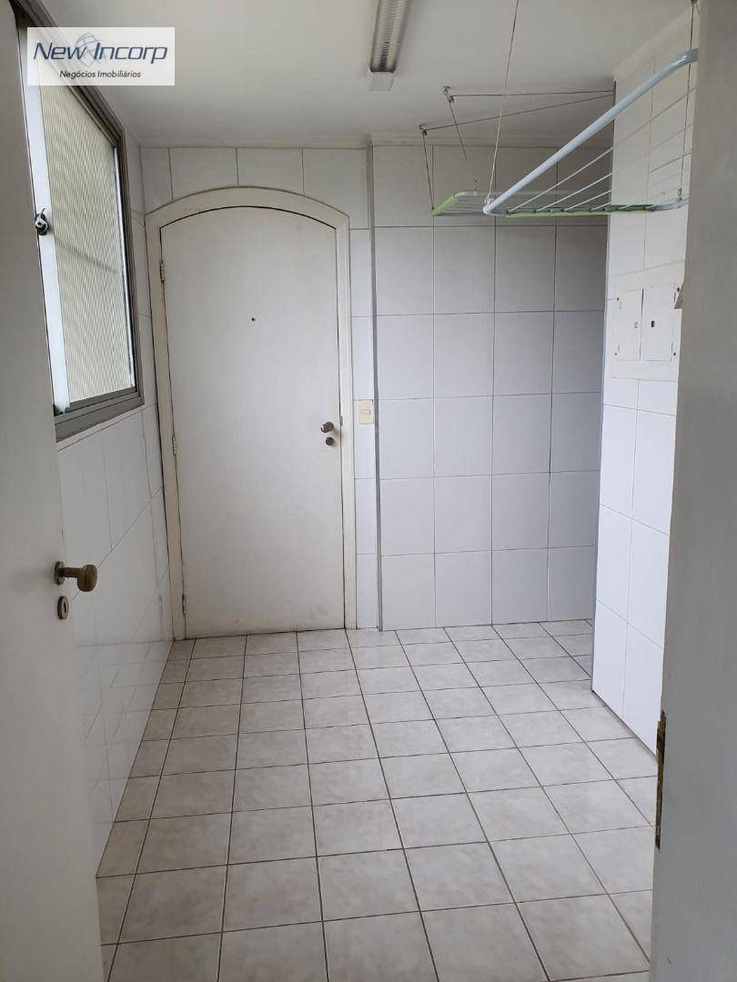 Apartamento à venda com 3 quartos, 140m² - Foto 14