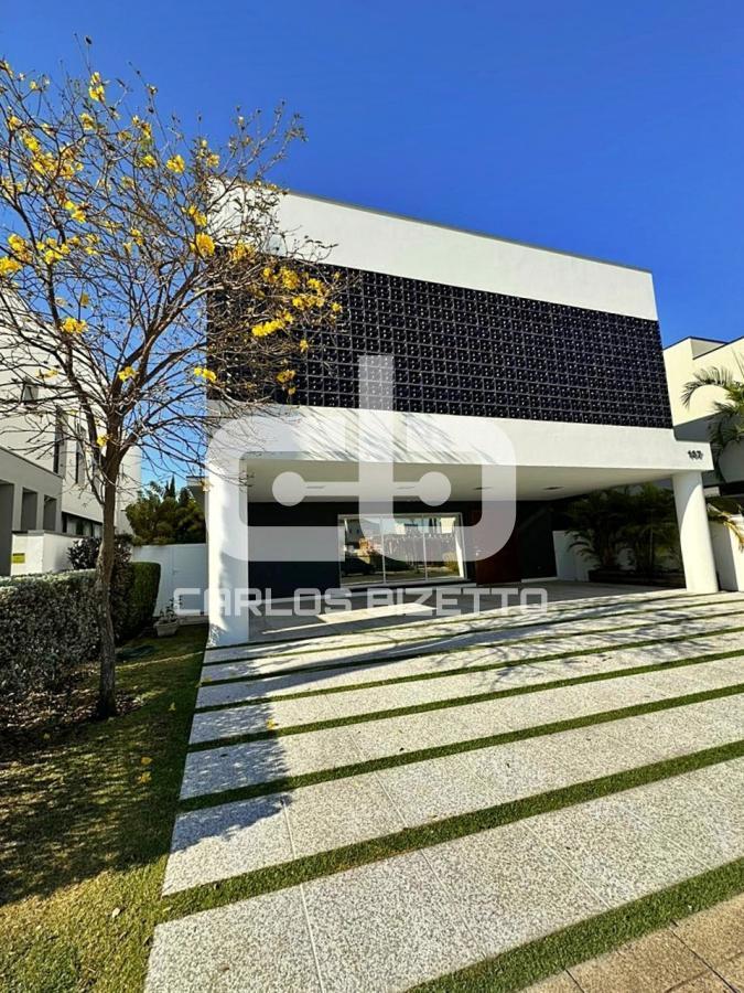 Casa de Condomínio à venda com 4 quartos, 420m² - Foto 1