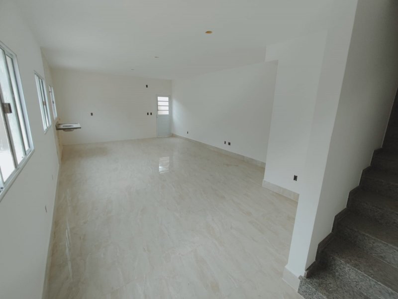 Sobrado à venda com 3 quartos, 93m² - Foto 9