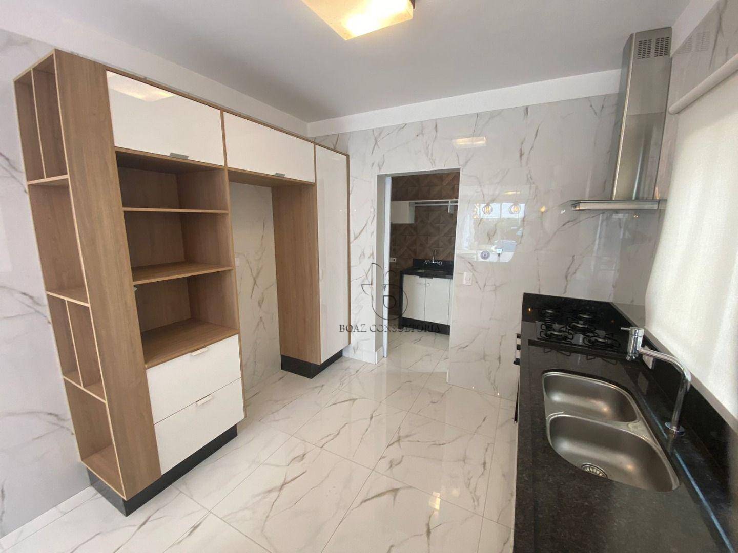 Casa de Condomínio para alugar com 4 quartos, 250m² - Foto 11