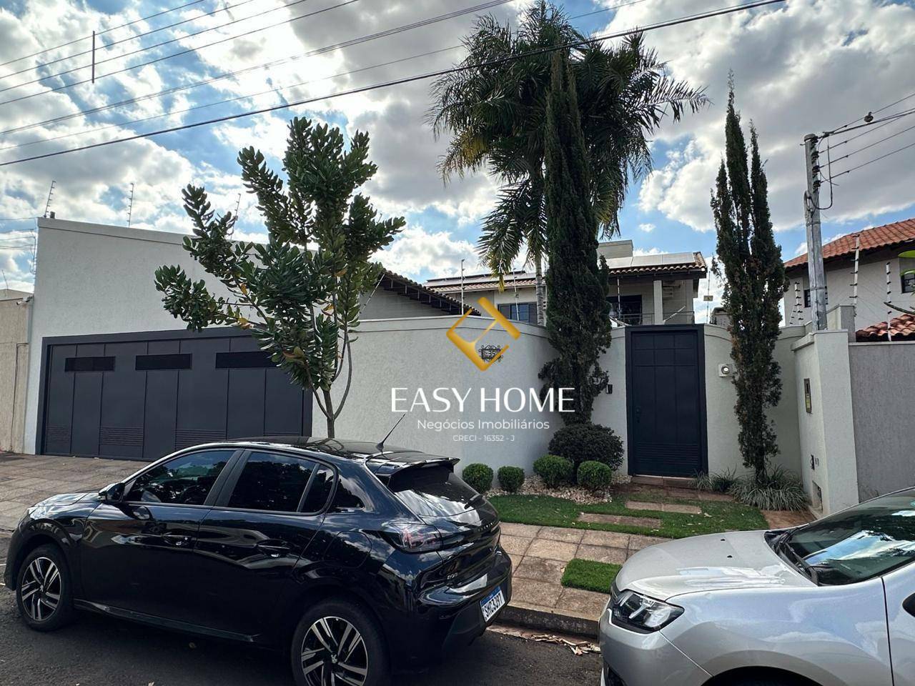 Sobrado, 5 quartos, 365 m² - Foto 1