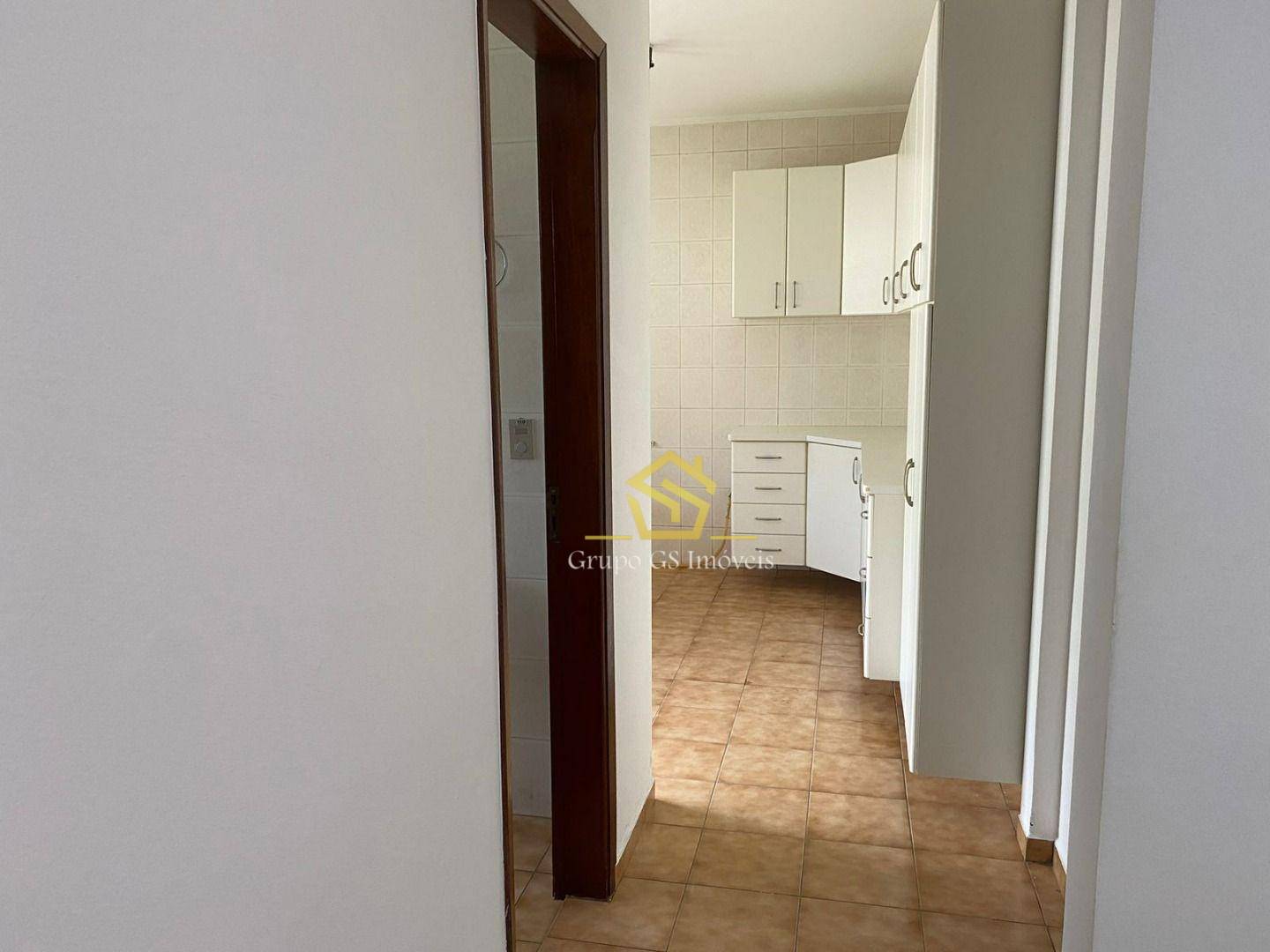 Casa de Condomínio para alugar com 2 quartos, 250m² - Foto 8