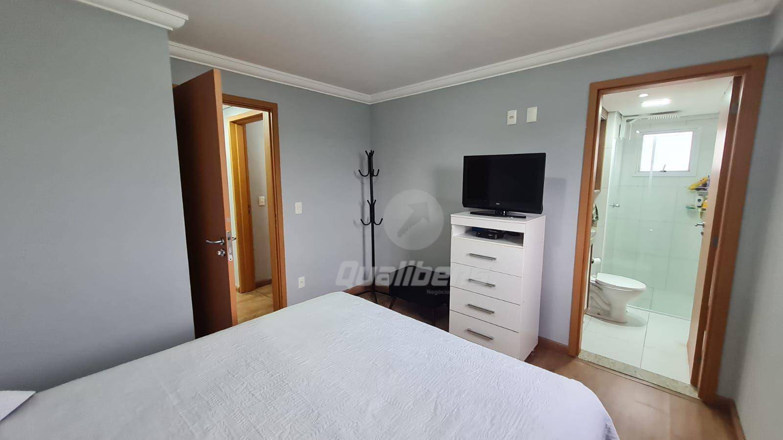 Apartamento à venda com 3 quartos, 76m² - Foto 9