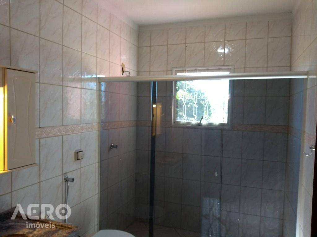 Chácara à venda com 8 quartos, 1000m² - Foto 35