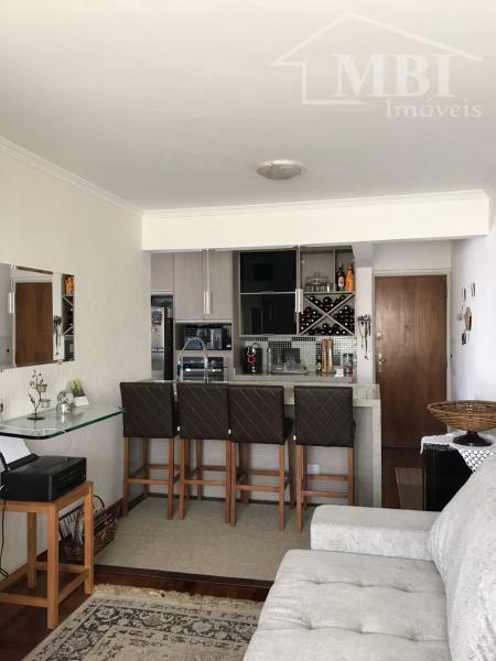 Apartamento à venda com 3 quartos, 70m² - Foto 10