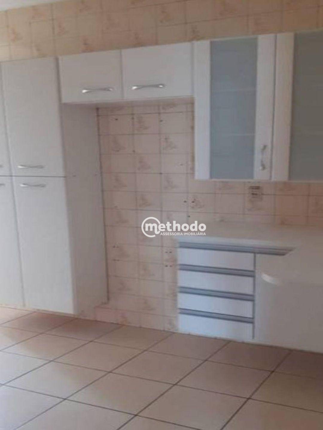 Apartamento à venda com 2 quartos, 62m² - Foto 2