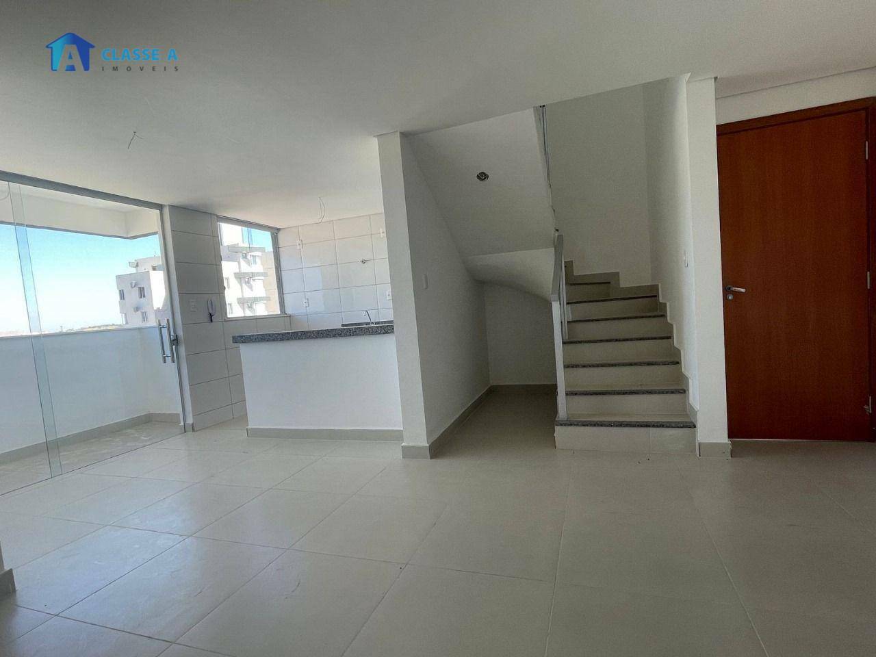 Cobertura à venda com 2 quartos, 150m² - Foto 1