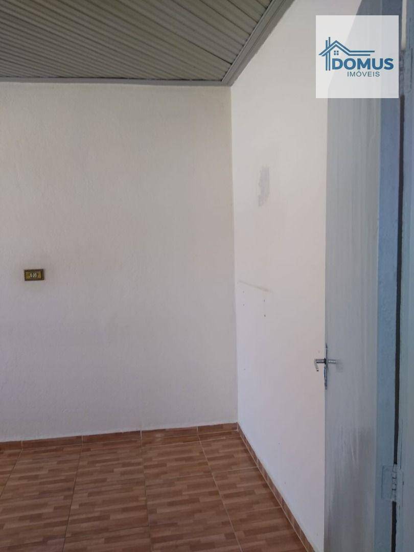 Casa à venda com 4 quartos, 98m² - Foto 10