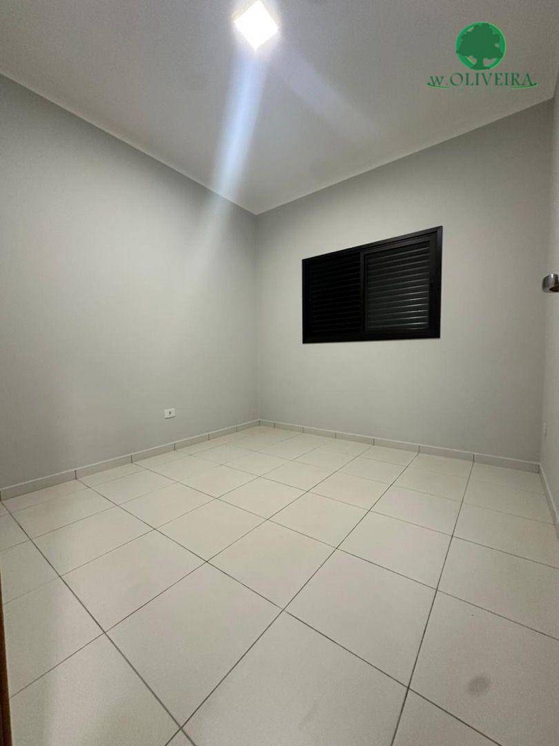 Casa à venda com 3 quartos, 200m² - Foto 13